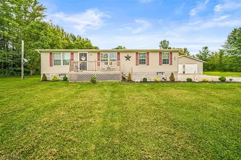 2880 Hines Rd, Kingsville, OH 44048