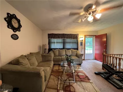 7635 Peyton St NW, Massillon, OH 44646 photo 21