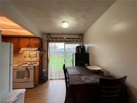7635 Peyton St NW, Massillon, OH 44646 photo 10
