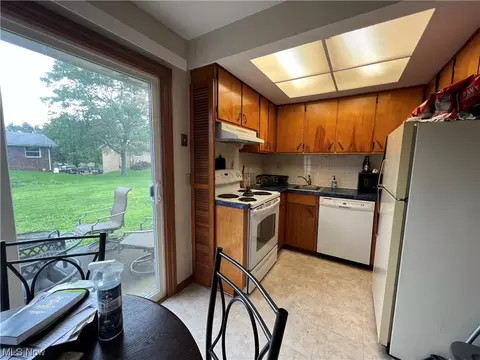 7635 Peyton St NW, Massillon, OH 44646 photo 24