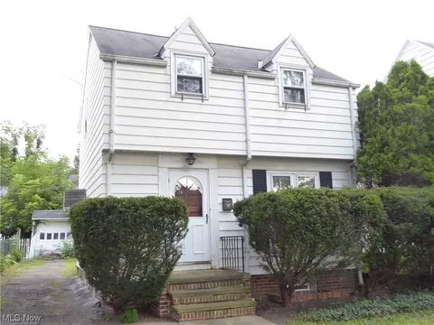 17609 Glenshire, Cleveland, OH 44135