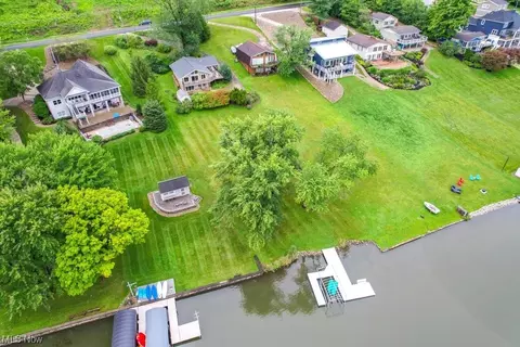 342 E Mohawk Dr, Malvern, OH 44644 photo 33