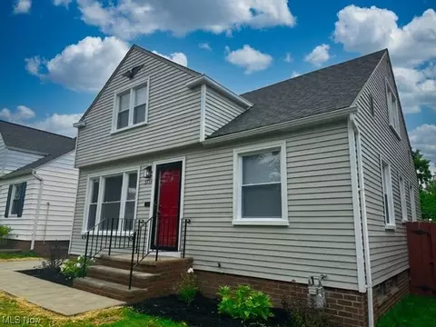 3714 Klusner Ave, Parma, OH 44134 photo 2