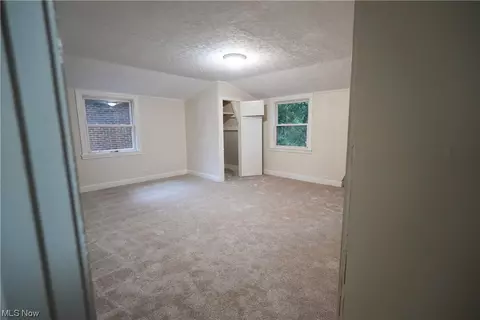 664 Ecton Rd, Akron, OH 44303 photo 13