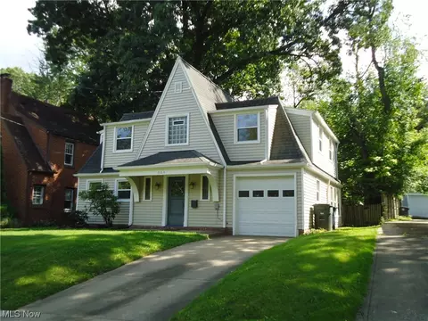 664 Ecton Rd, Akron, OH 44303 photo 2