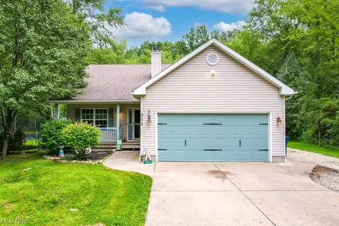 309 Meadowridge Rd, Akron, OH 44312