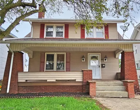 2407 10th St NW, Canton, OH 44708