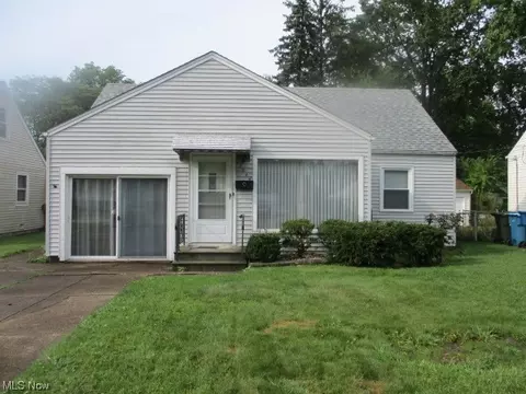 27844 Knickerbocker Rd, Bay Village, OH 44140