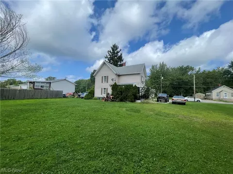 908 E 23rd St, Ashtabula, OH 44004 photo 4