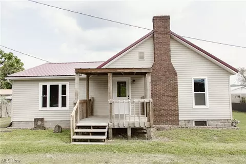 618 Market St, Philo, OH 43771 photo 1