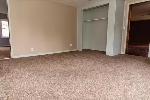 618 Market St, Philo, OH 43771 photo 6