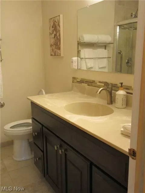 7705 Cecelia Dr, Parma, OH 44134 photo 14