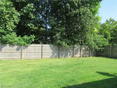 7705 Cecelia Dr, Parma, OH 44134 photo 33