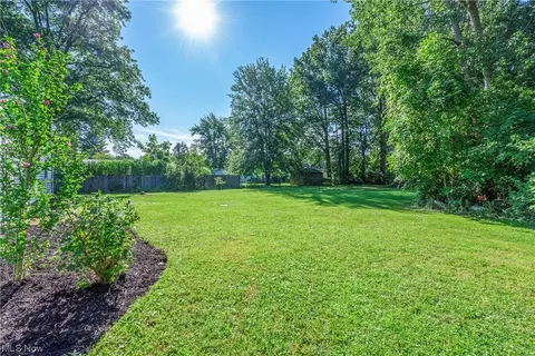 330 E 48th St, Lorain, OH 44052 photo 22