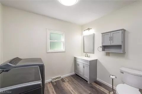 330 E 48th St, Lorain, OH 44052 photo 15