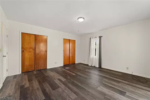 330 E 48th St, Lorain, OH 44052 photo 12