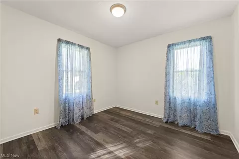330 E 48th St, Lorain, OH 44052 photo 17