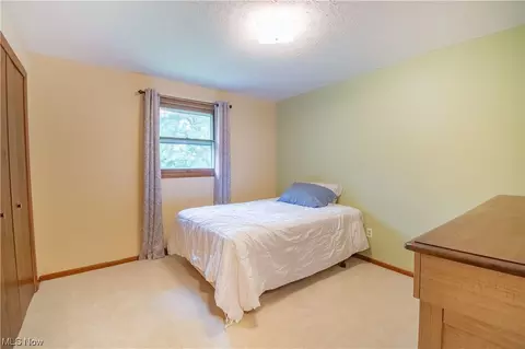 6329 Chesham Ave NE, Canton, OH 44721 photo 14