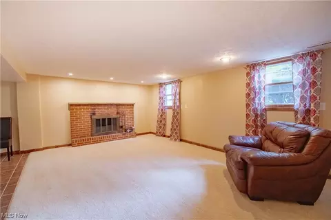 6329 Chesham Ave NE, Canton, OH 44721 photo 22