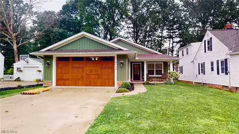 4768 Willoughcroft Rd, Willoughby, OH 44094 photo 1