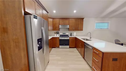 4768 Willoughcroft Rd, Willoughby, OH 44094 photo 5