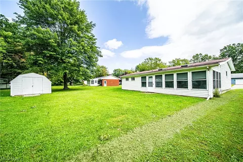 1435 Lyndon Ave, Ashtabula, OH 44004 photo 5