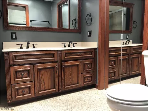 355 E Ohio Ave, Dover, OH 44622 photo 20