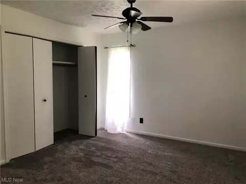 355 E Ohio Ave, Dover, OH 44622 photo 17