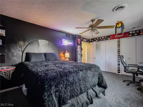 325 Crestview Dr, Elyria, OH 44035 photo 22