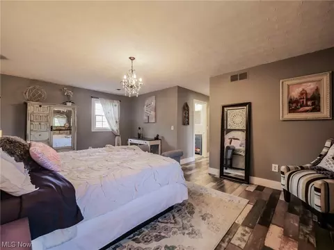 325 Crestview Dr, Elyria, OH 44035 photo 26