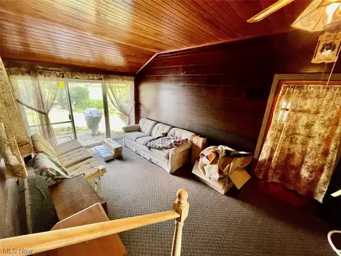 3810 Crestwood St NW, Canton, OH 44708 photo 10