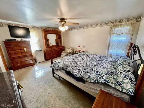 3810 Crestwood St NW, Canton, OH 44708 photo 12