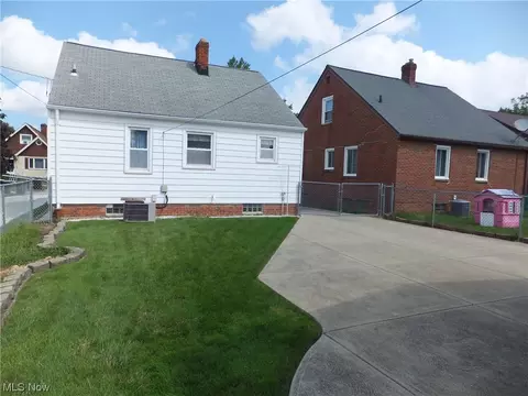 7701 Spring Garden Rd, Parma, OH 44129 photo 24
