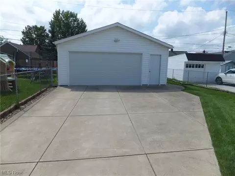 7701 Spring Garden Rd, Parma, OH 44129 photo 22