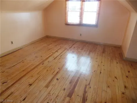 7701 Spring Garden Rd, Parma, OH 44129 photo 12