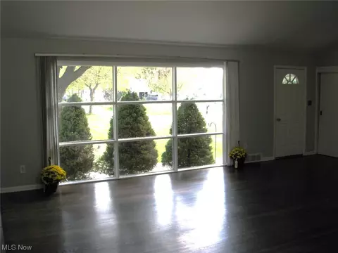 33051 Arthur Rd, Solon, OH 44139 photo 6