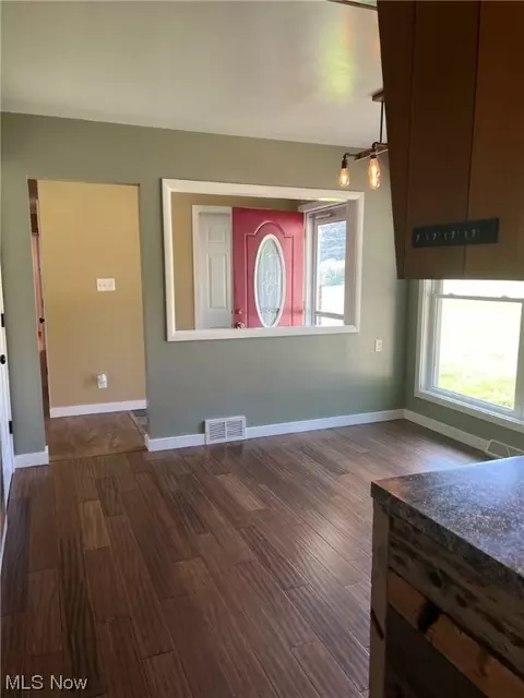 294 Lester Rd, New Franklin, OH 44319 photo 5