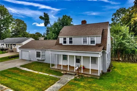 302 Louisiana Ave, Lorain, OH 44052
