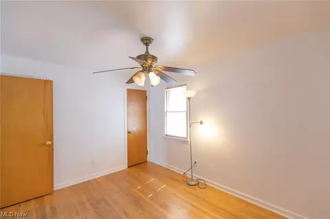 6096 Wareham Dr, Parma, OH 44129 photo 14