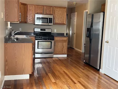 744 E 232nd St, Euclid, OH 44123 photo 6