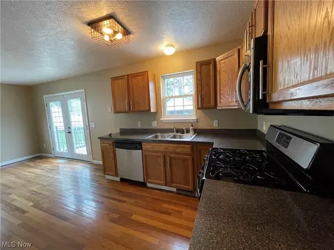 744 E 232nd St, Euclid, OH 44123 photo 26