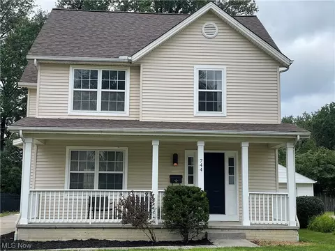 744 E 232nd St, Euclid, OH 44123 photo 15