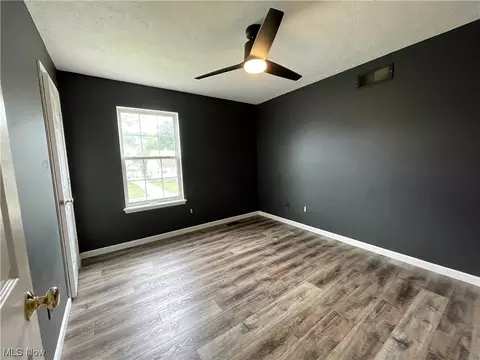 744 E 232nd St, Euclid, OH 44123 photo 18