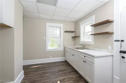1015 Clarendon Ave NW, Canton, OH 44708 photo 9