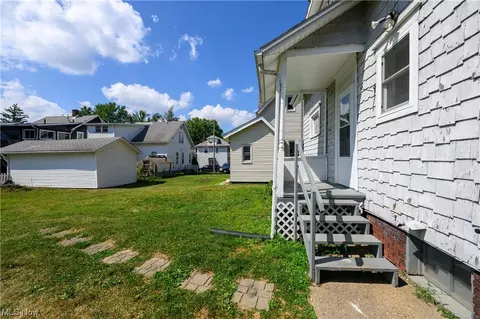 1015 Clarendon Ave NW, Canton, OH 44708 photo 17