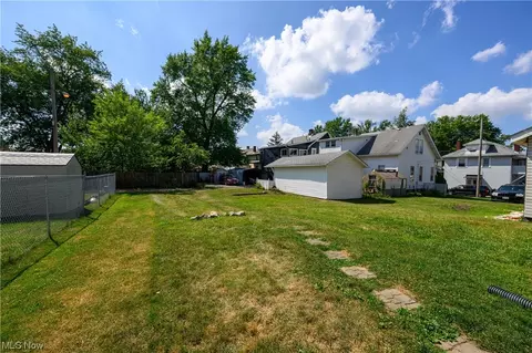 1015 Clarendon Ave NW, Canton, OH 44708 photo 19