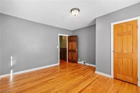 3948 Cox Rd, Barberton, OH 44203 photo 17