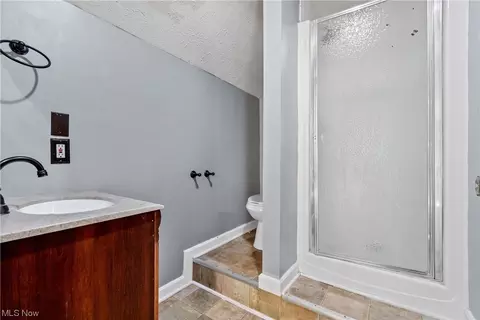 3948 Cox Rd, Barberton, OH 44203 photo 21