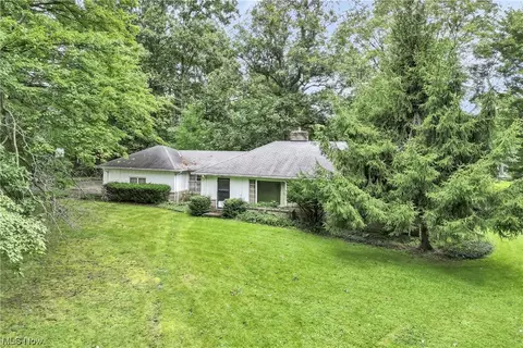 35855 Solon Rd, Solon, OH 44139 photo 8