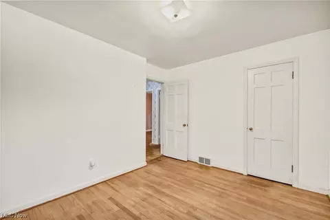 35855 Solon Rd, Solon, OH 44139 photo 20